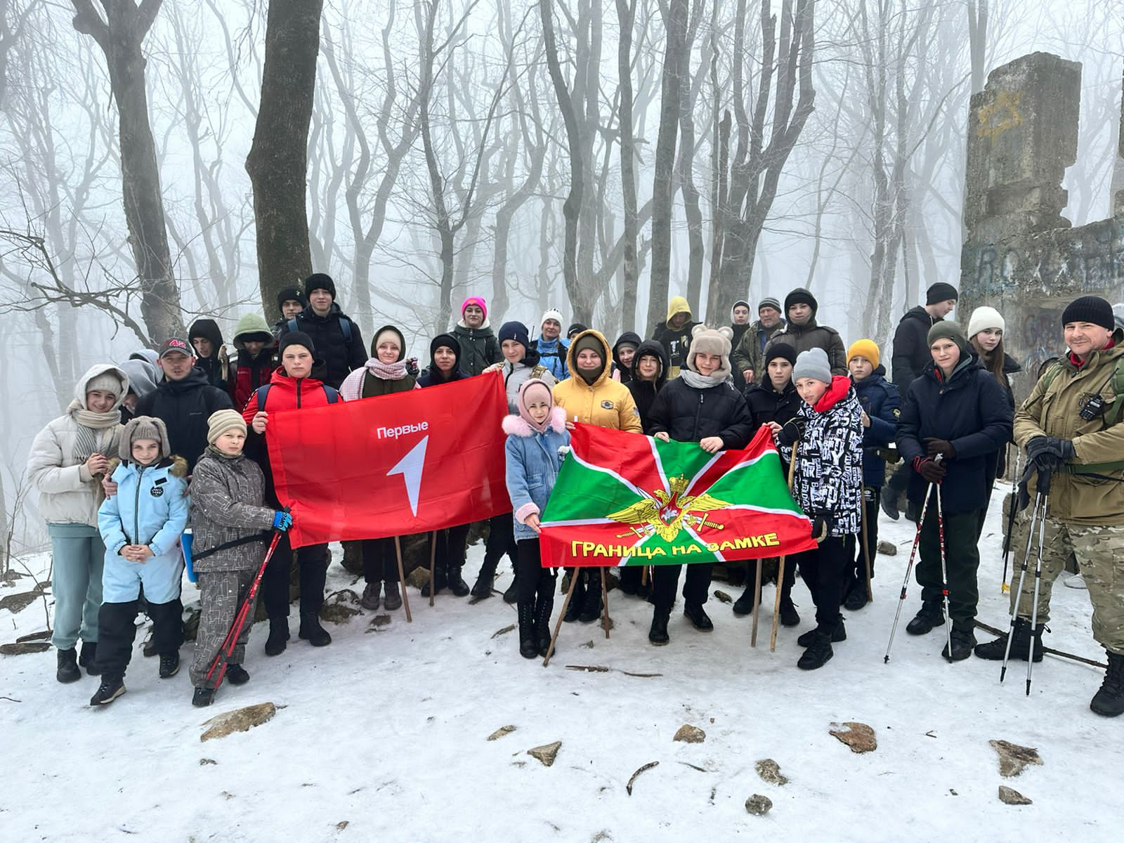 Ипатовские юнармейцы совершили подъём на самую высокую точку горы Бештау.