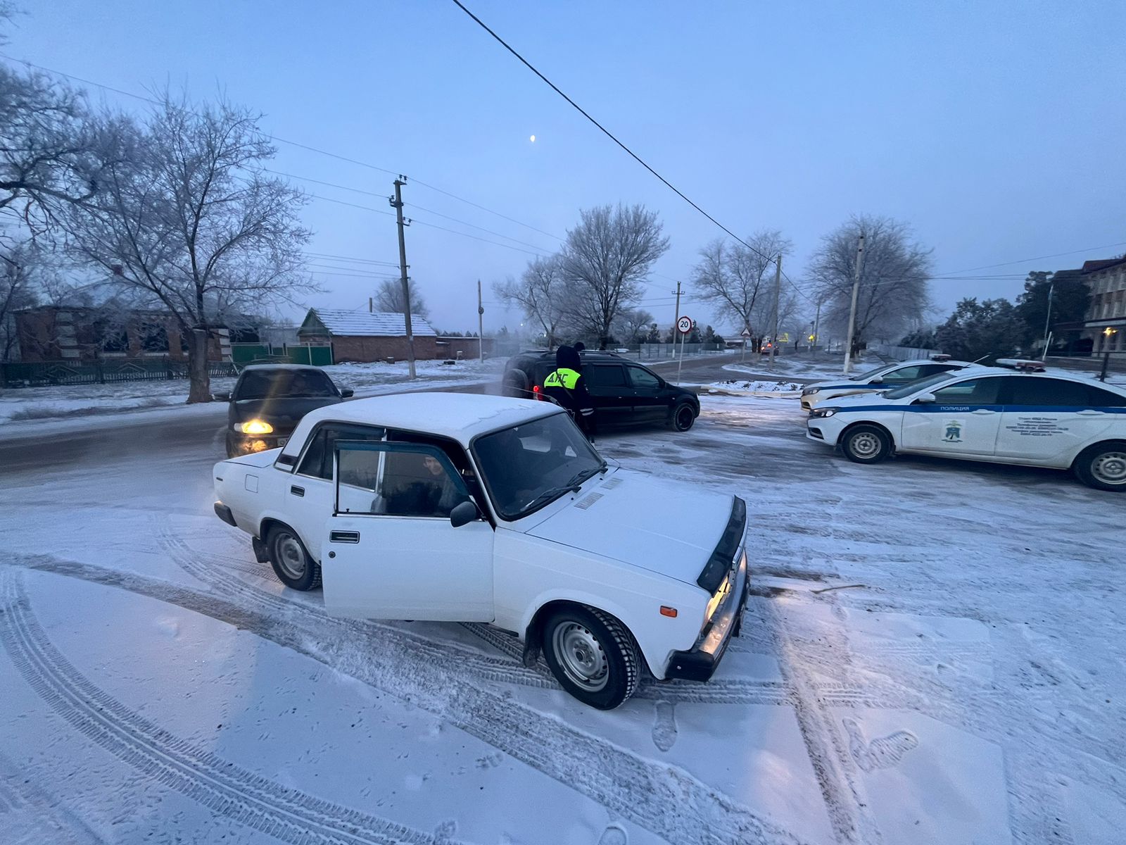 Пристегни себя и ребенка!.