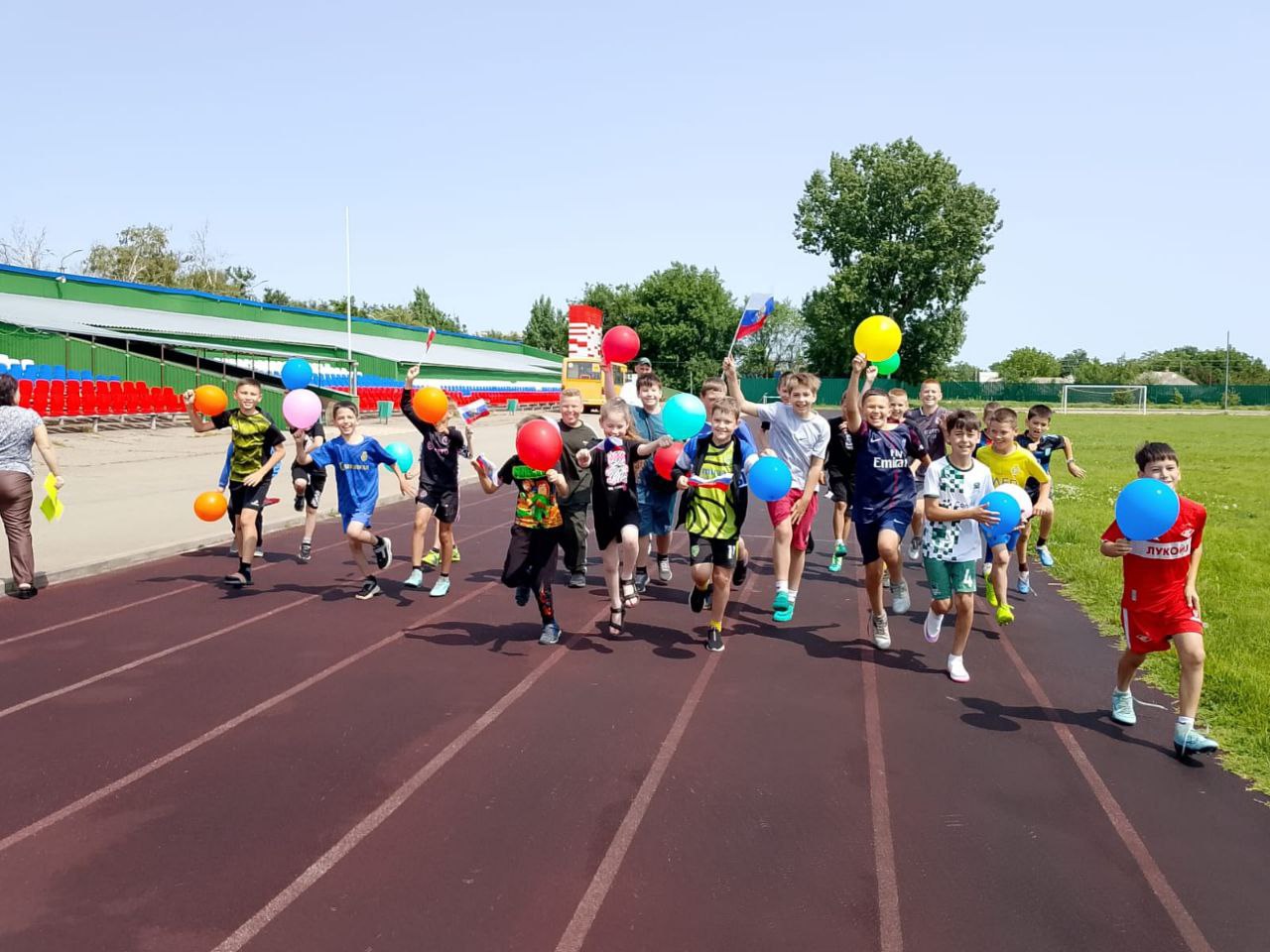 Для более чем тысячи детей в нашем округе стартовала первая смена летней оздоровительной кампании.