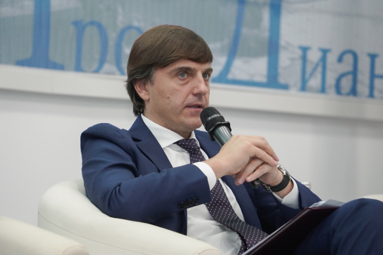 МИНИСТР ПРОСВЕЩЕНИЯ РФ НА СТАВРОПОЛЬЕ ПРИНЯЛ УЧАСТИЕ ВО ВСЕРОССИЙСКОМ ПЕДАГОГИЧЕСКОМ ФОРУМЕ. МИНИСТР ПРОСВЕЩЕНИЯ РФ НА СТАВРОПОЛЬЕ ПРИНЯЛ УЧАСТИЕ ВО ВСЕРОССИЙСКОМ ПЕДАГОГИЧЕСКОМ ФОРУМЕ.