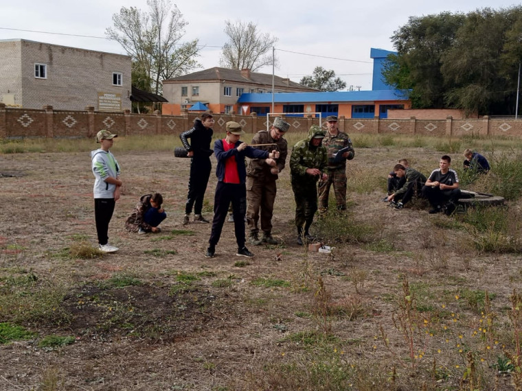 На полигоне пожарной части города прошли традиционные районные казачьи игры. На полигоне пожарной части города прошли традиционные районные казачьи игры.