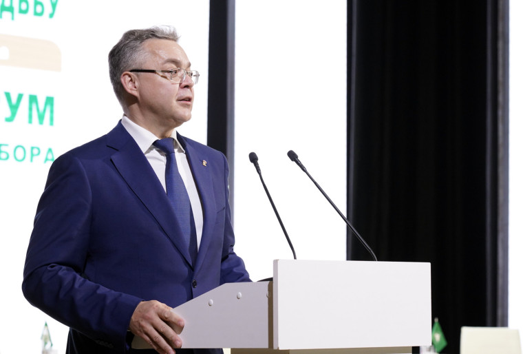 ГУБЕРНАТОР ВЛАДИМИРОВ ПРИНЯЛ УЧАСТИЕ В ФОРУМЕ ВСЕМИРНОГО РУССКОГО СОБОРА. ГУБЕРНАТОР ВЛАДИМИРОВ ПРИНЯЛ УЧАСТИЕ В ФОРУМЕ ВСЕМИРНОГО РУССКОГО СОБОРА.