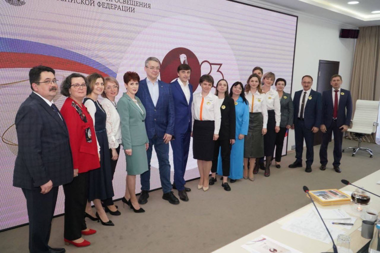На Ставрополье подвели итоги Года педагога и наставника. На Ставрополье подвели итоги Года педагога и наставника.