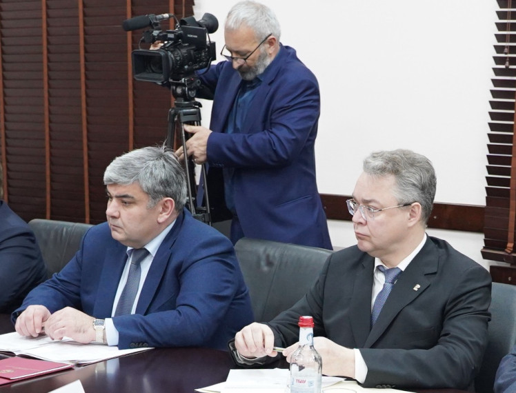 ГУБЕРНАТОР СТАВРОПОЛЬЯ ПРИНЯЛ УЧАСТИЕ В ЗАСЕДАНИИ ОКРУЖНОГО ШТАБА ПО ВОПРОСАМ ПОДДЕРЖКИ УЧАСТНИКОВ СВО. ГУБЕРНАТОР СТАВРОПОЛЬЯ ПРИНЯЛ УЧАСТИЕ В ЗАСЕДАНИИ ОКРУЖНОГО ШТАБА ПО ВОПРОСАМ ПОДДЕРЖКИ УЧАСТНИКОВ СВО.