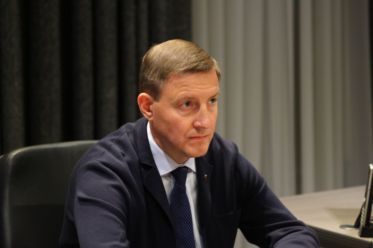 Рабочая группа по СВО предлагаем отменить госпошлину за регистрацию безвозмездно передаваемой в зону СВО техники. Рабочая группа по СВО предлагаем отменить госпошлину за регистрацию безвозмездно передаваемой в зону СВО техники.
