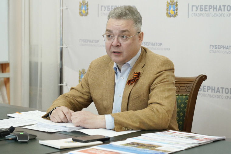 ГУБЕРНАТОР ВЛАДИМИРОВ ПОРУЧИЛ ПРОРАБОТАТЬ ВОПРОС О РЕМОНТЕ ЖИЛЬЯ ВЕТЕРАНОВ ВЕЛИКОЙ ОТЕЧЕСТВЕННОЙ В КРАЕ. ГУБЕРНАТОР ВЛАДИМИРОВ ПОРУЧИЛ ПРОРАБОТАТЬ ВОПРОС О РЕМОНТЕ ЖИЛЬЯ ВЕТЕРАНОВ ВЕЛИКОЙ ОТЕЧЕСТВЕННОЙ В КРАЕ.