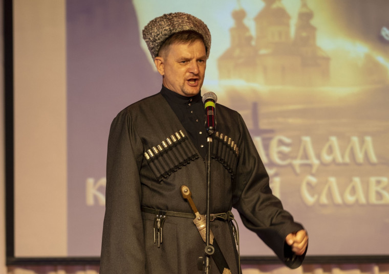 Ставропольский казак написал песню в честь бойцов бригады «Терек». Ставропольский казак написал песню в честь бойцов бригады «Терек».
