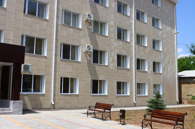 В Ипатовском округе завершён капремонт общежития техникума. В Ипатовском округе завершён капремонт общежития техникума.