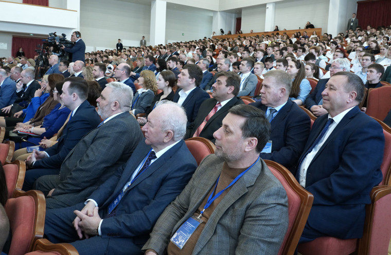 ГЛАВА СТАВРОПОЛЬЯ: КАДРЫ ДЛЯ АПК НУЖНО ГОТОВИТЬ ПО-НОВОМУ.